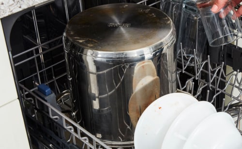 Pan and bowls in a dishwasher